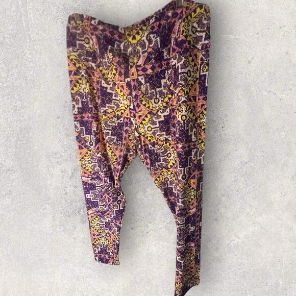 LuLaRoe Leggings-Size TC -Super Soft & Stretch-One Pair-Many Styles/Colors NWT - Picture 2 of 10